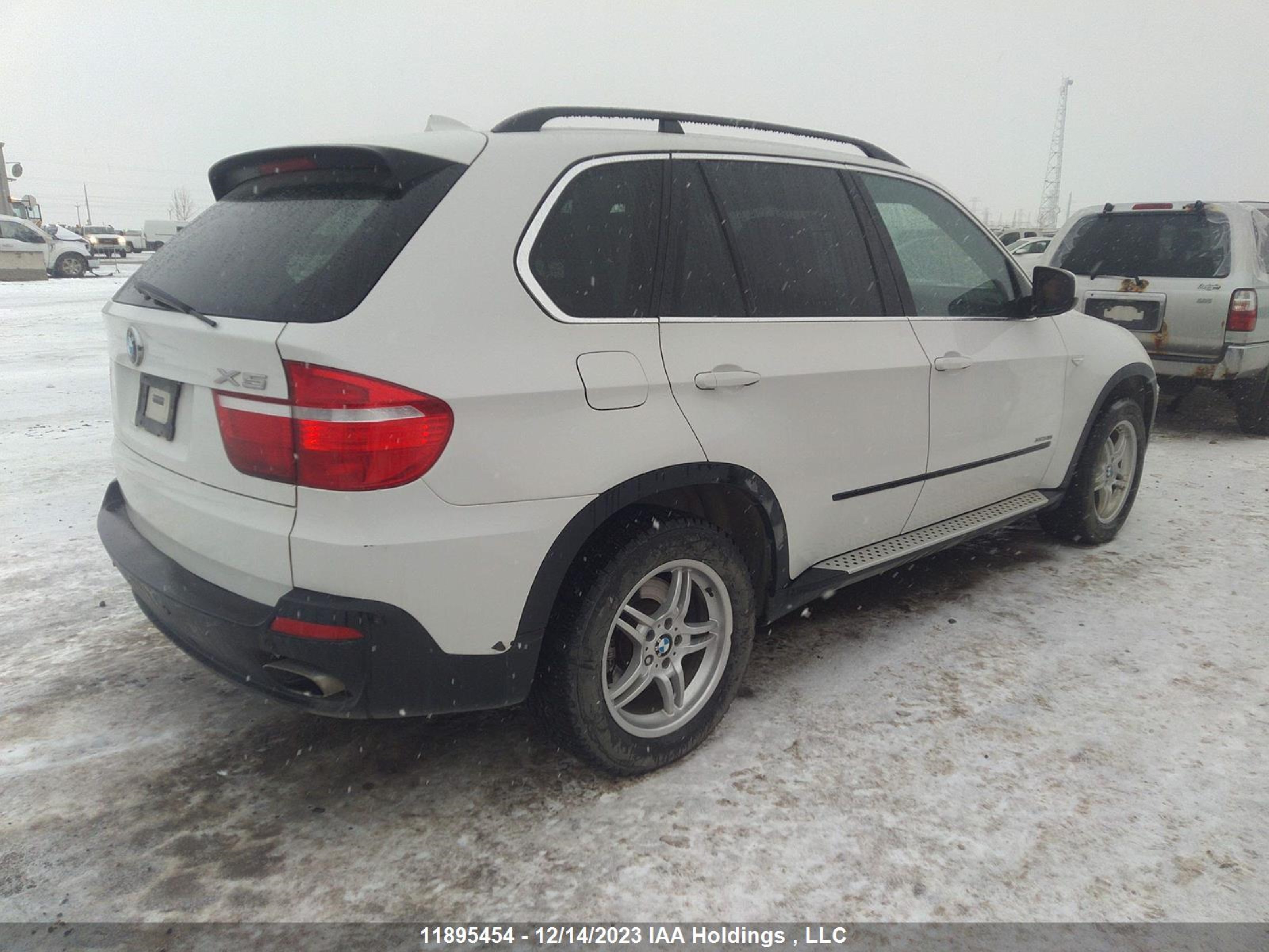 Photo 3 VIN: 5UXFE8C52AL311820 - BMW X5 