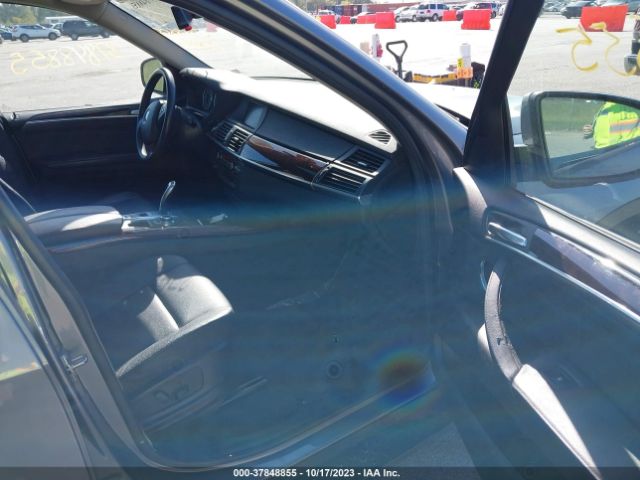 Photo 4 VIN: 5UXFE8C58AL310901 - BMW X5 