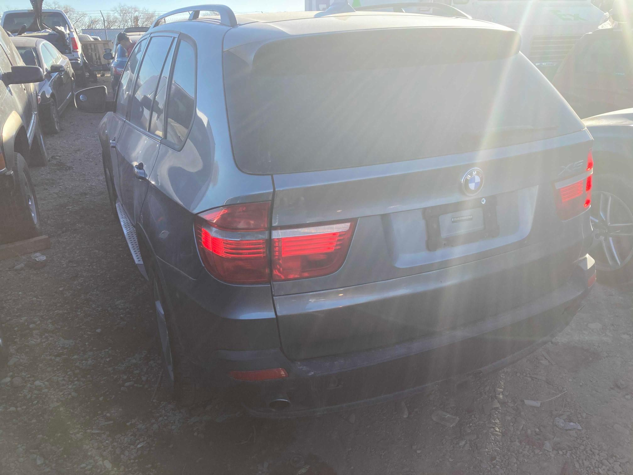 Photo 2 VIN: 5UXFF0C53ALT76531 - BMW X5 