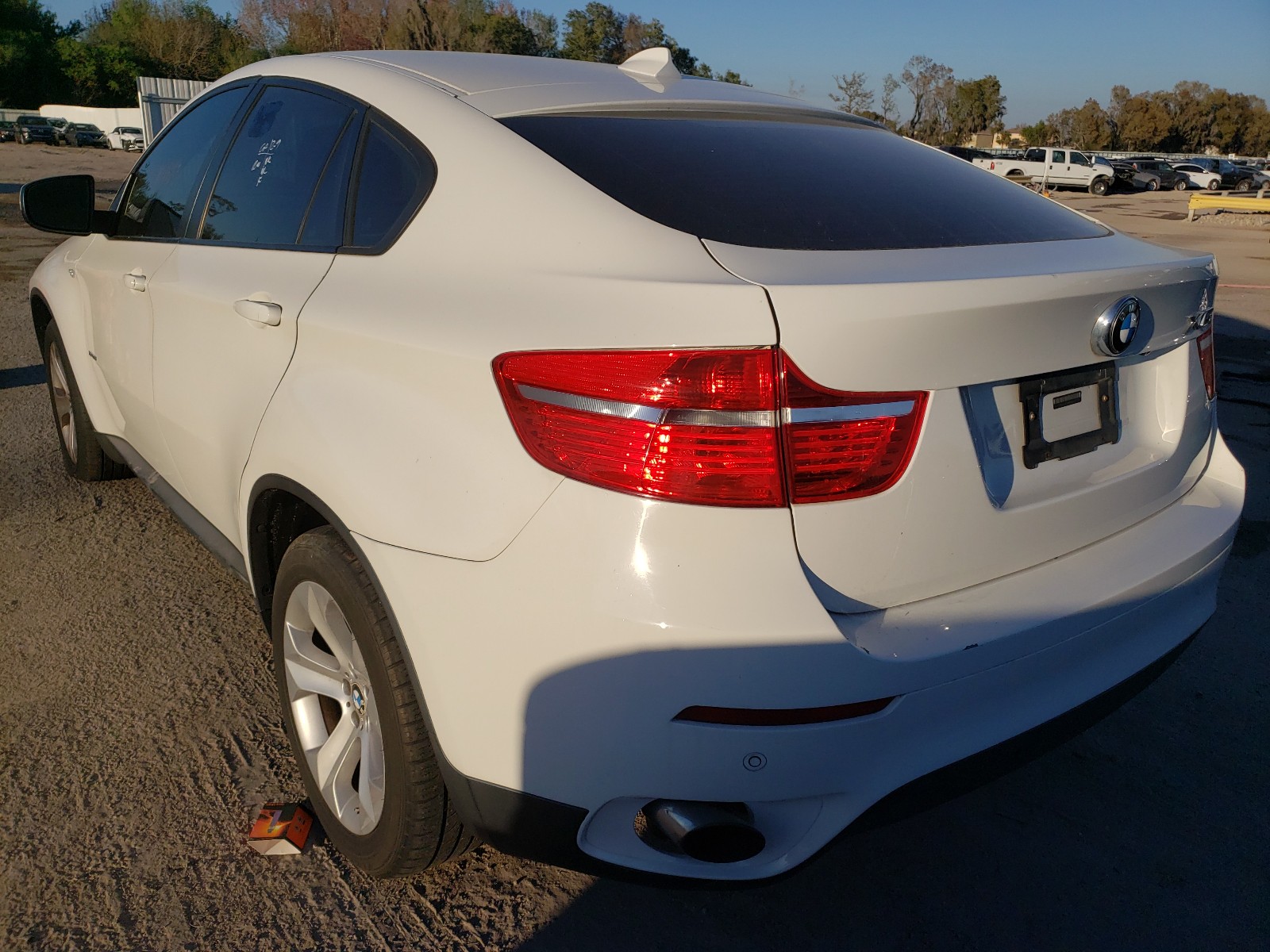 Photo 2 VIN: 5UXFG2C56BLX05992 - BMW X6 XDRIVE3 