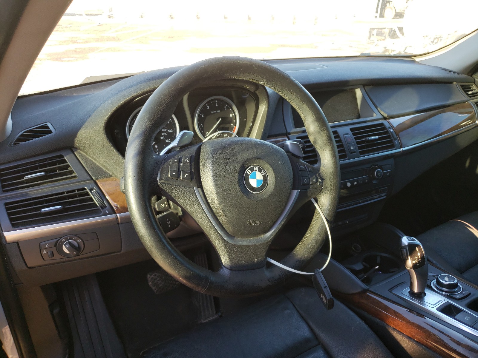 Photo 8 VIN: 5UXFG2C56BLX05992 - BMW X6 XDRIVE3 