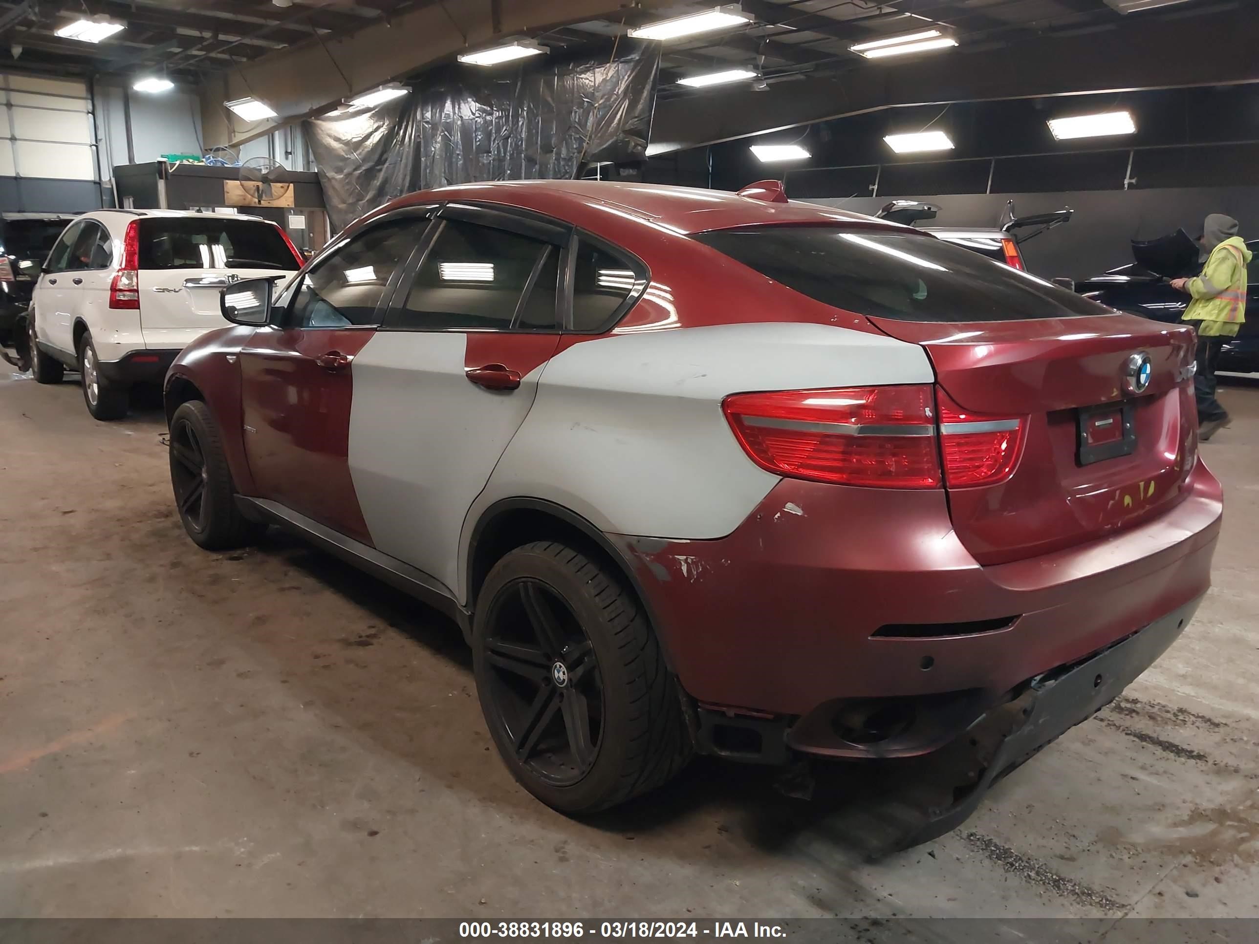 Photo 2 VIN: 5UXFG43579L225207 - BMW X6 