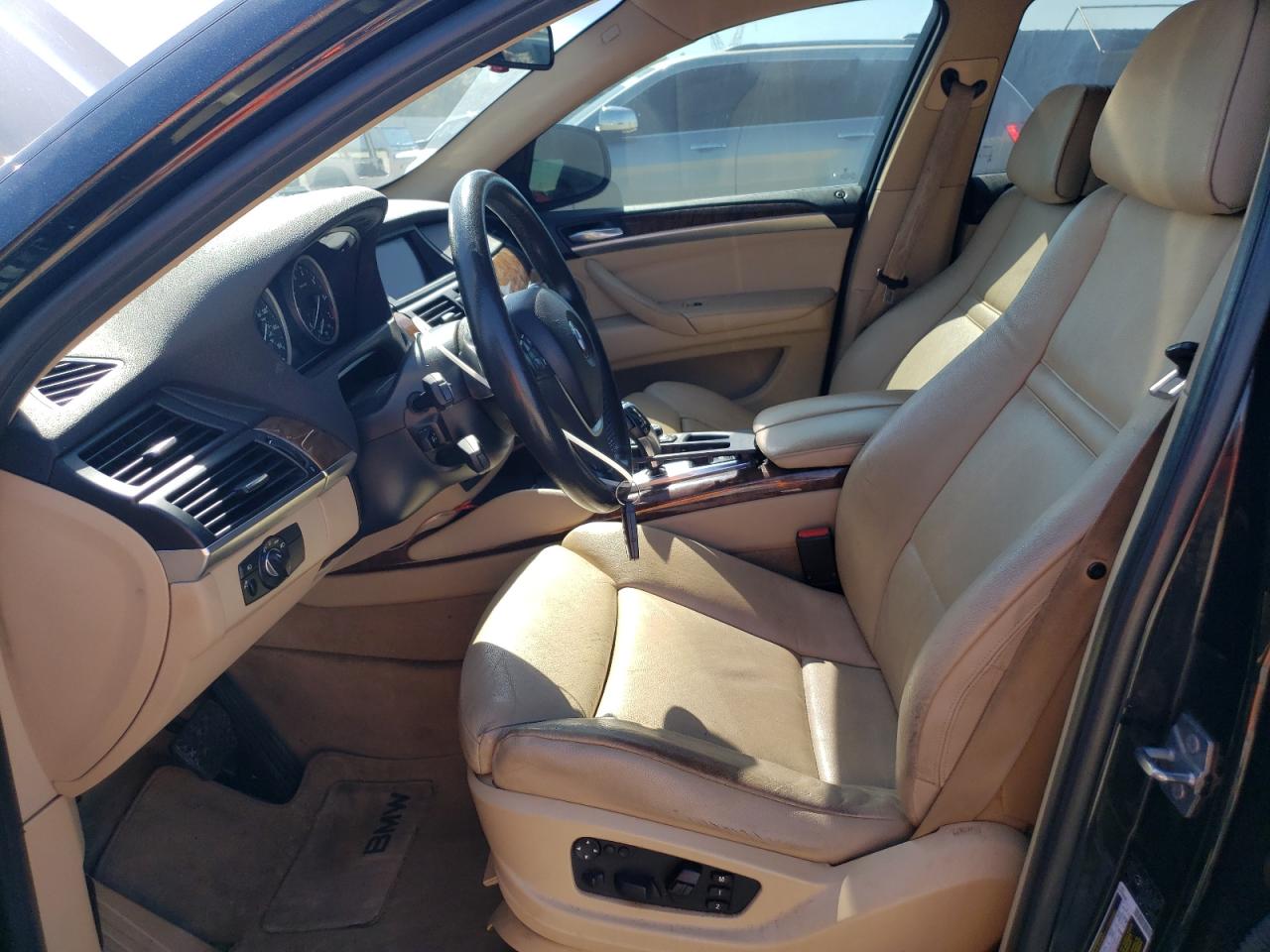 Photo 6 VIN: 5UXFG8C59ALZ94724 - BMW X6 