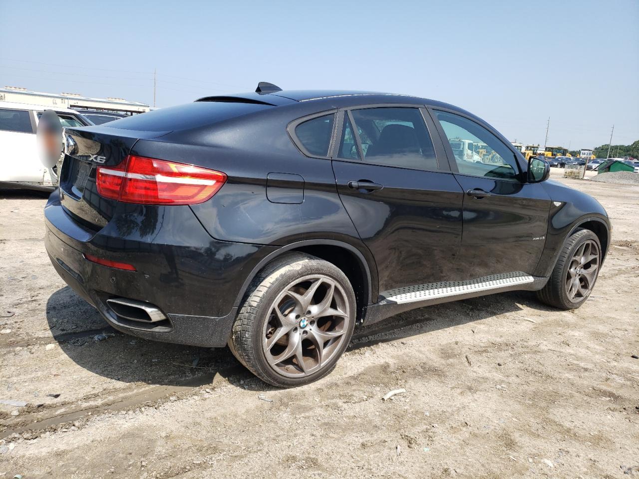 Photo 2 VIN: 5UXFG8C5XDL591517 - BMW X6 