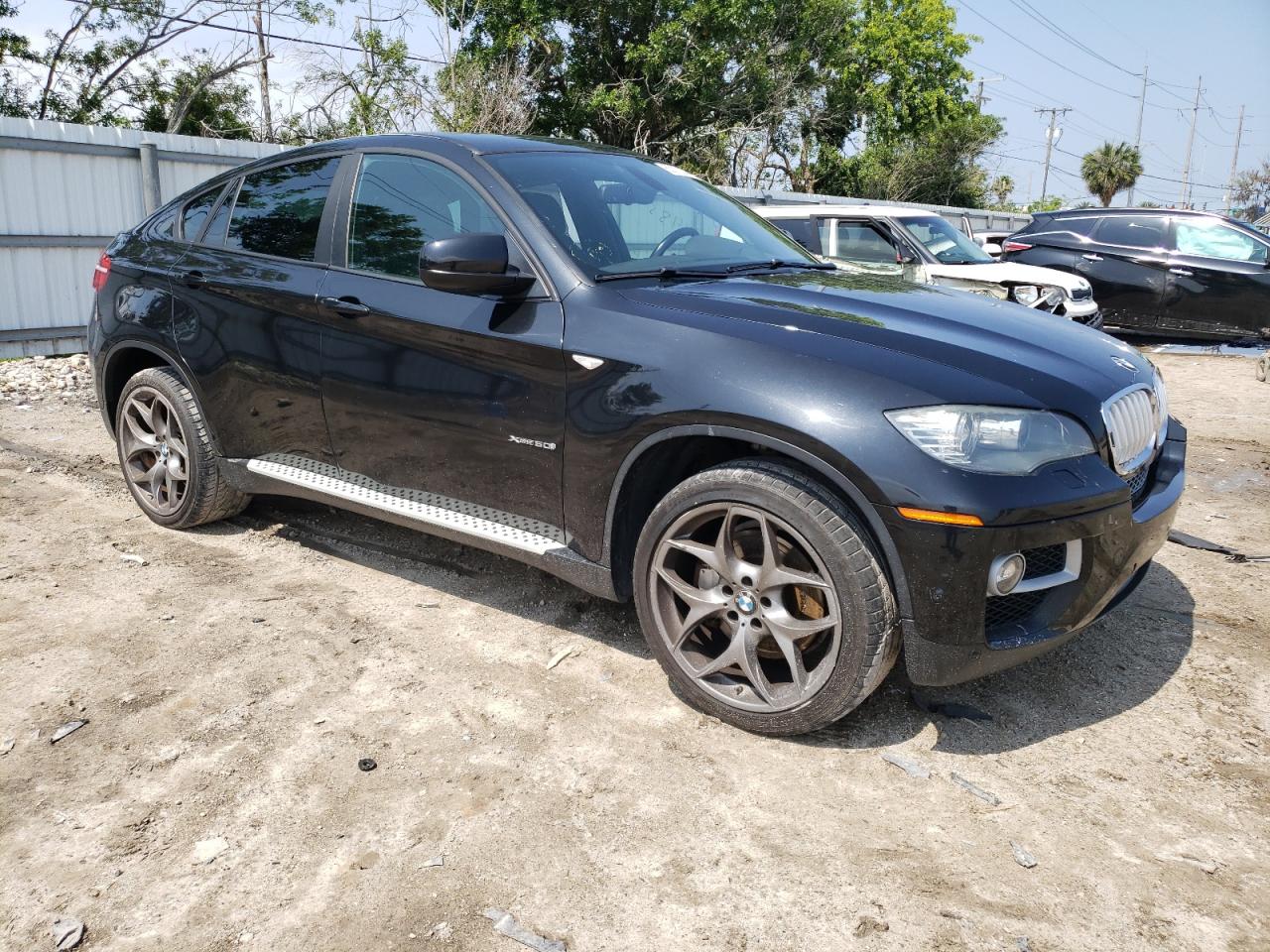 Photo 3 VIN: 5UXFG8C5XDL591517 - BMW X6 