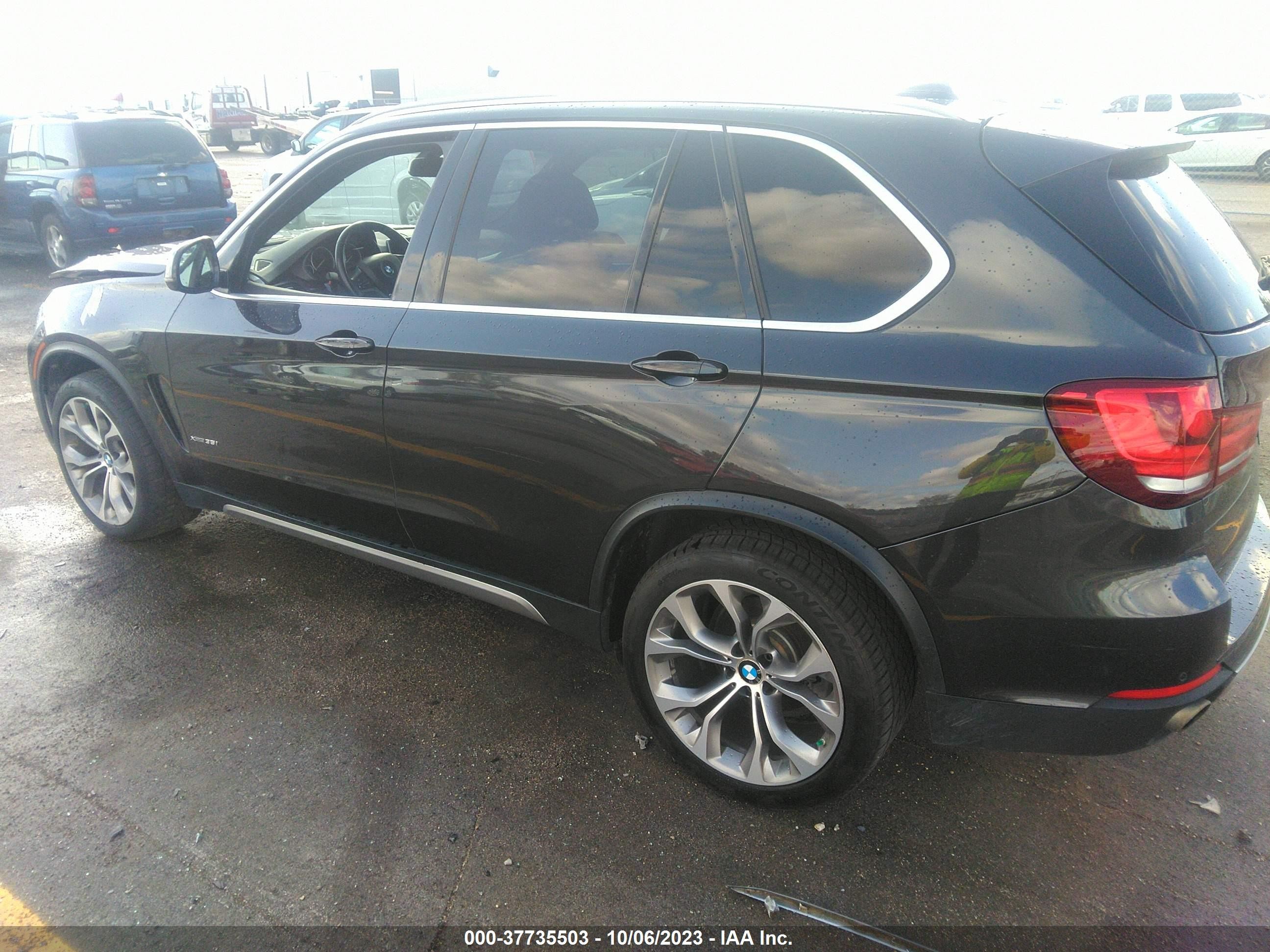 Photo 2 VIN: 5UXKR0C31H0V80745 - BMW X5 