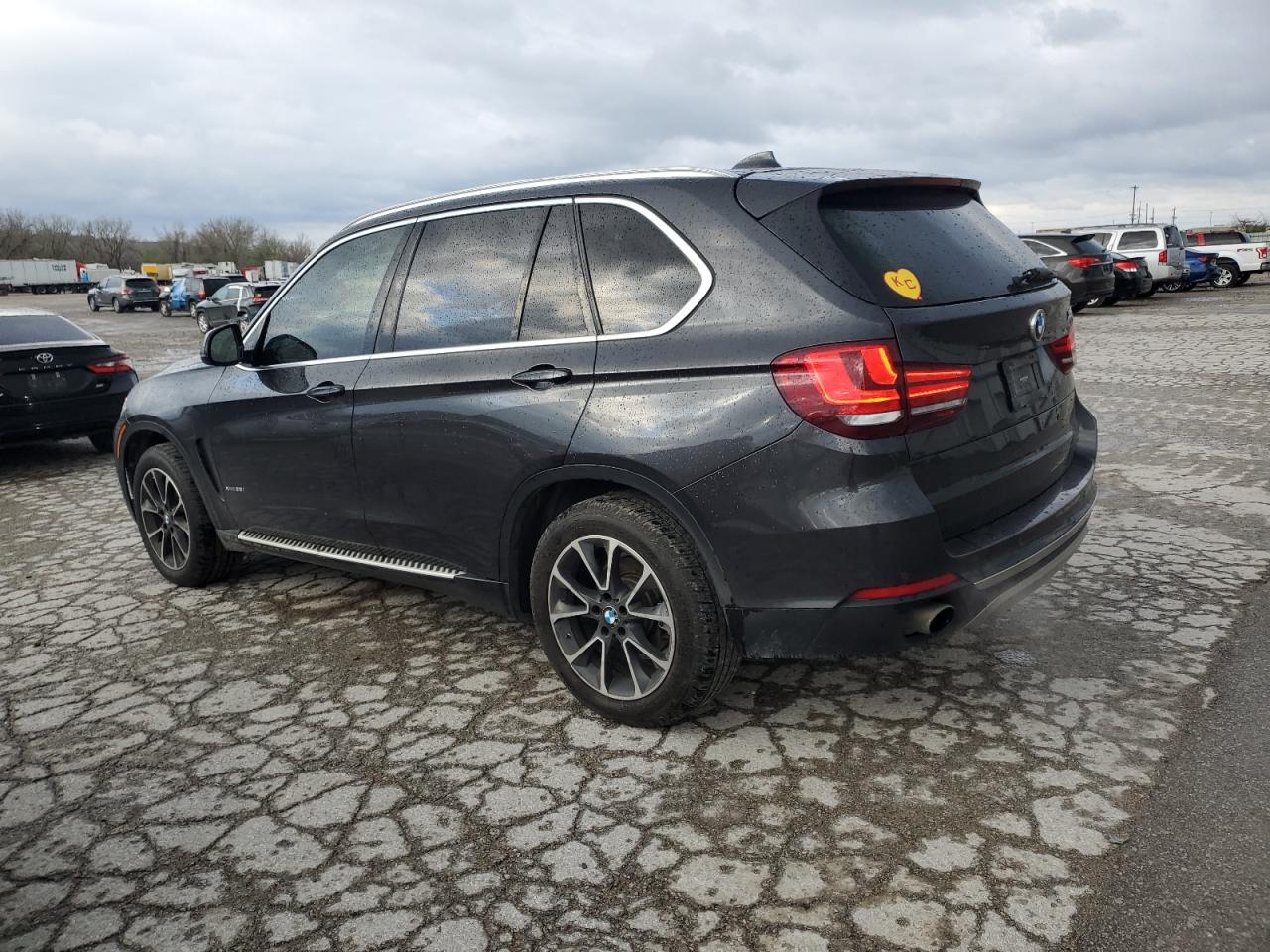 Photo 1 VIN: 5UXKR0C32H0V76882 - BMW X5 