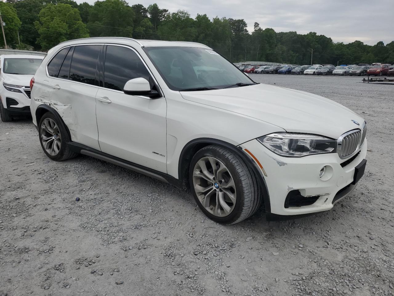 Photo 3 VIN: 5UXKR0C32H0V83086 - BMW X5 