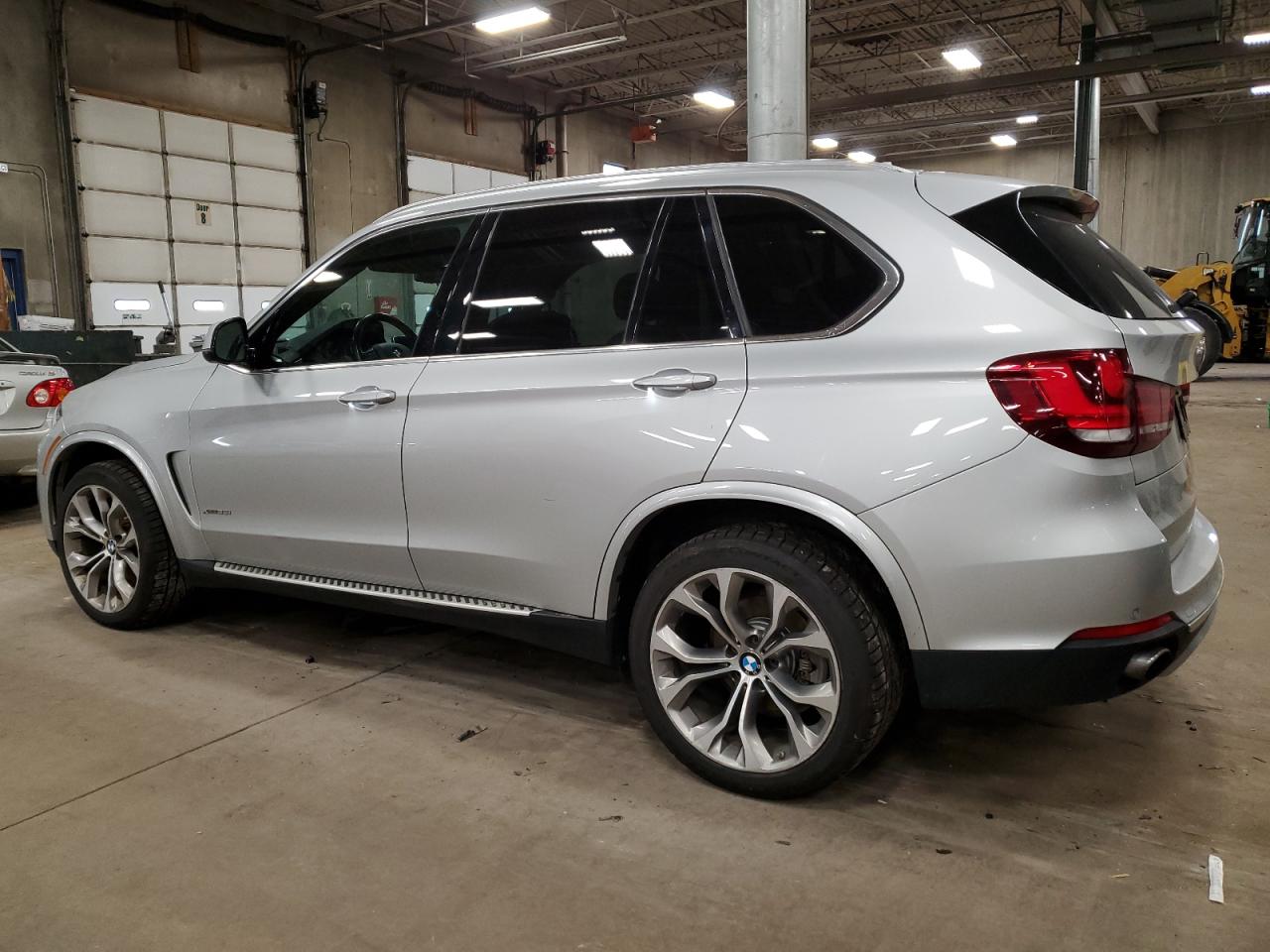 Photo 1 VIN: 5UXKR0C34H0V77502 - BMW X5 