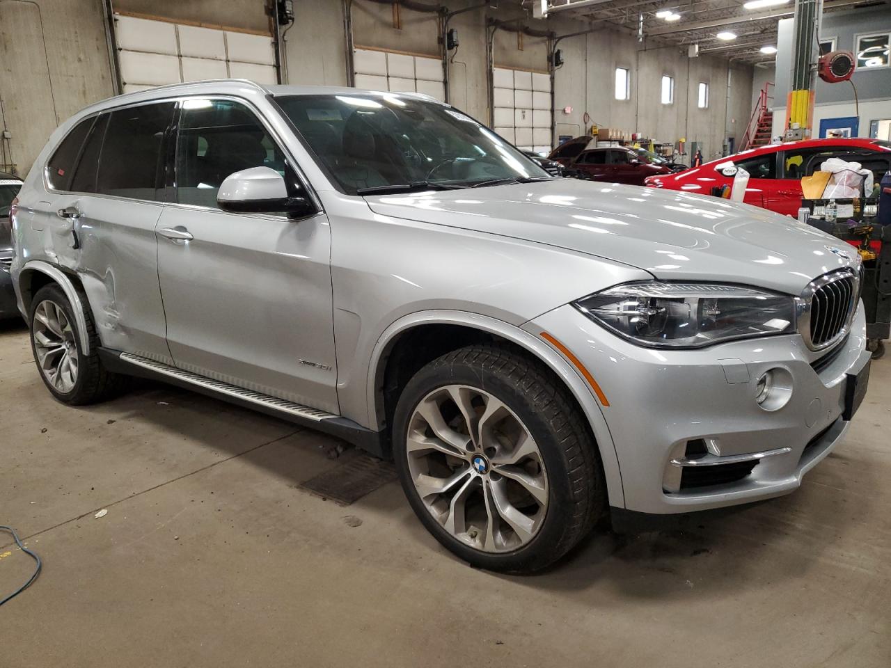 Photo 3 VIN: 5UXKR0C34H0V77502 - BMW X5 