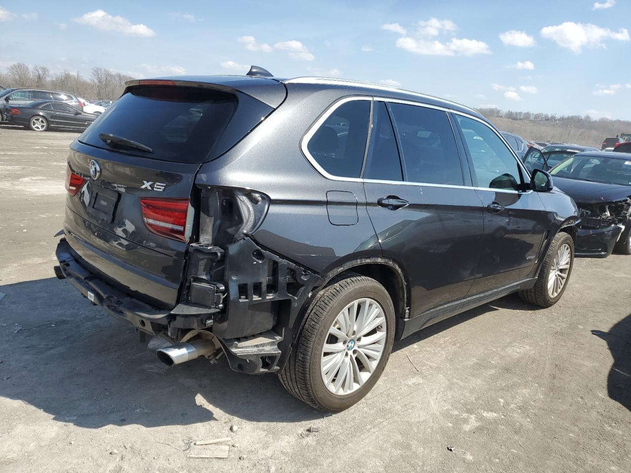 Photo 2 VIN: 5UXKR0C35H0V77931 - BMW X5 