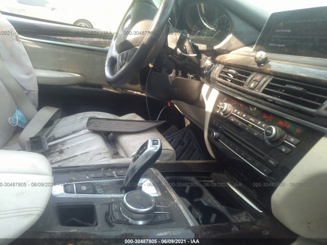 Photo 4 VIN: 5UXKR0C35H0X80186 - BMW X5 