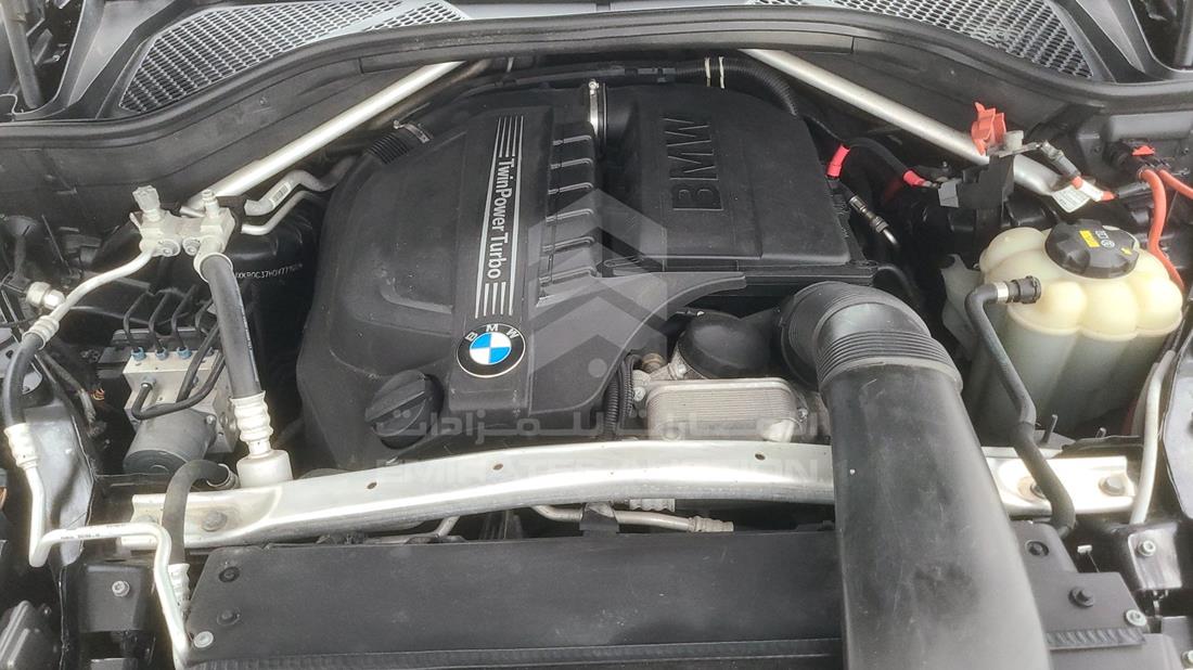 Photo 35 VIN: 5UXKR0C37H0V77168 - BMW X5 