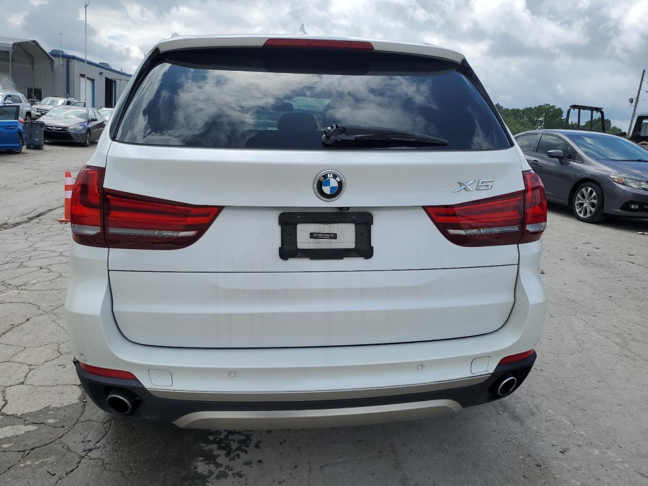 Photo 5 VIN: 5UXKR0C39H0X80109 - BMW X5 