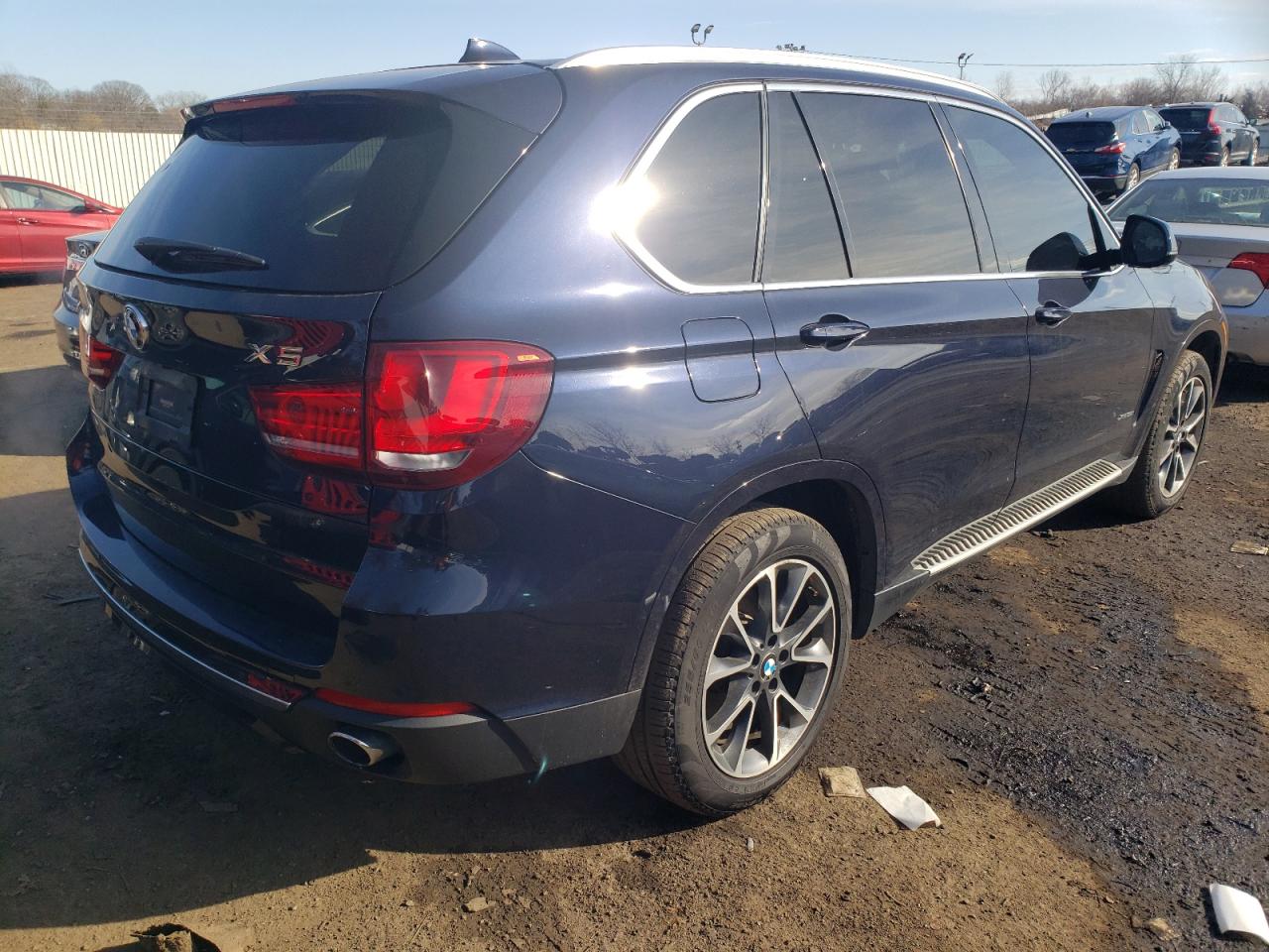 Photo 2 VIN: 5UXKR0C39H0X80403 - BMW X5 