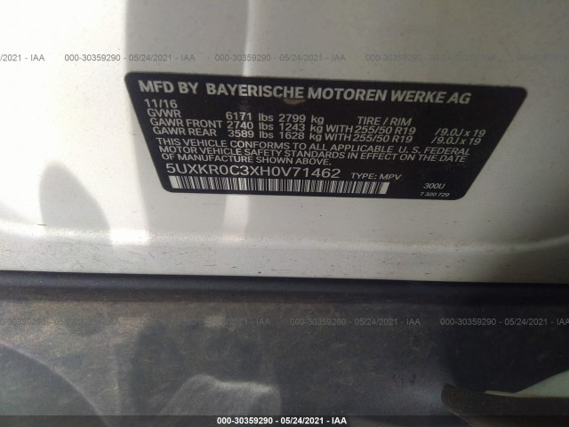 Photo 8 VIN: 5UXKR0C3XH0V71462 - BMW X5 