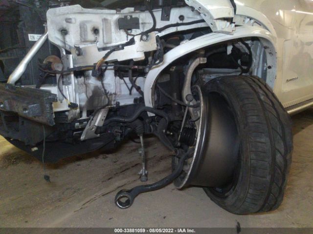 Photo 5 VIN: 5UXKR0C3XH0X77820 - BMW X5 