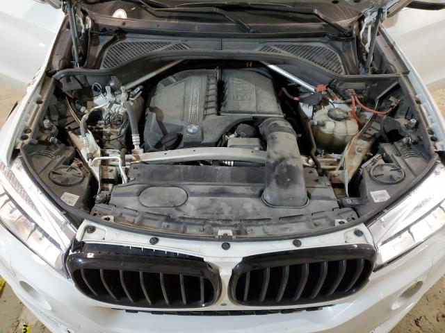 Photo 10 VIN: 5UXKR0C3XH0X81561 - BMW X5 