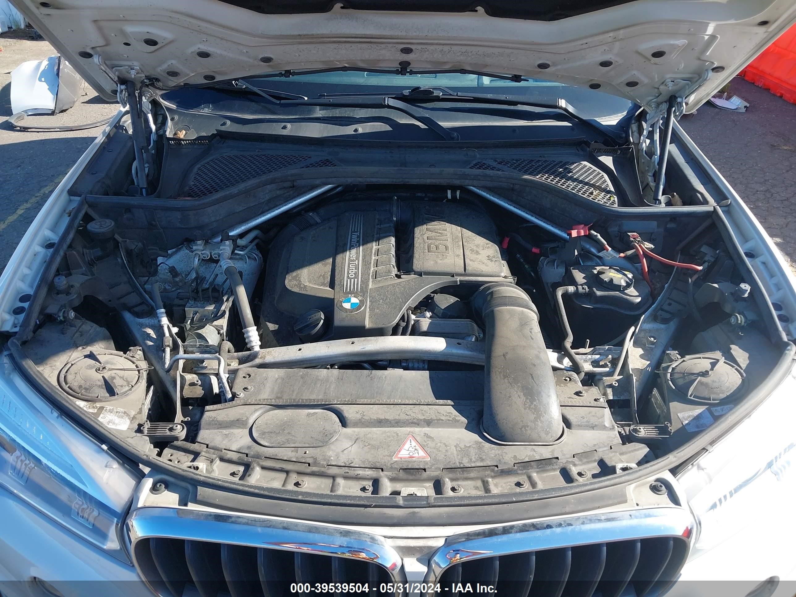 Photo 9 VIN: 5UXKR0C50F0K66793 - BMW X5 