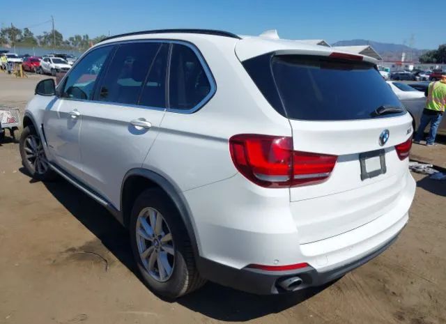 Photo 2 VIN: 5UXKR0C50F0P01750 - BMW X5 