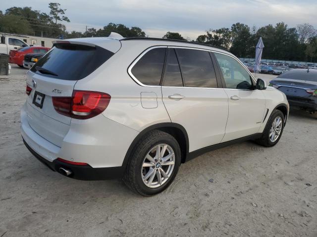 Photo 2 VIN: 5UXKR0C50F0P07371 - BMW X5 