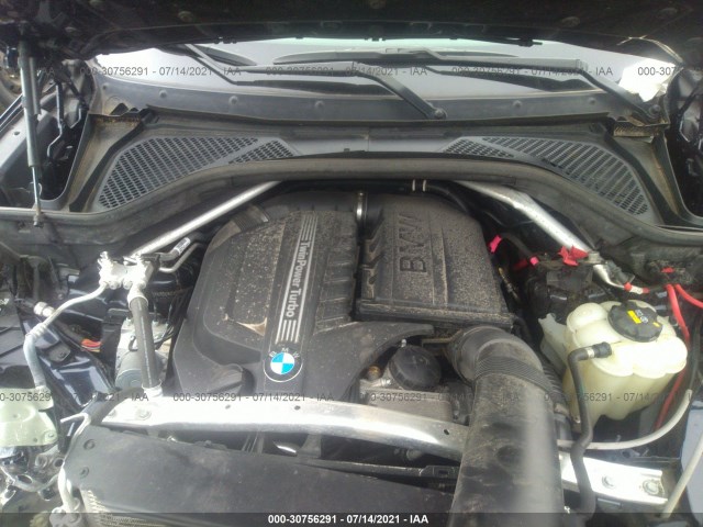 Photo 9 VIN: 5UXKR0C50J0X96576 - BMW X5 