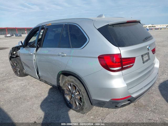 Photo 2 VIN: 5UXKR0C50JL072501 - BMW X5 