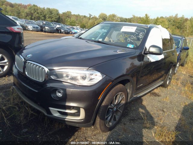 Photo 1 VIN: 5UXKR0C51F0P03863 - BMW X5 