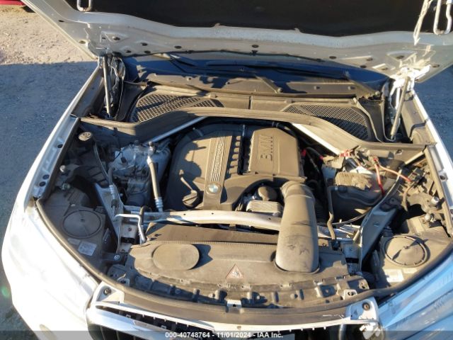 Photo 9 VIN: 5UXKR0C51F0P04270 - BMW X5 