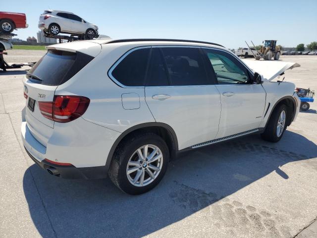 Photo 2 VIN: 5UXKR0C51F0P10490 - BMW X5 