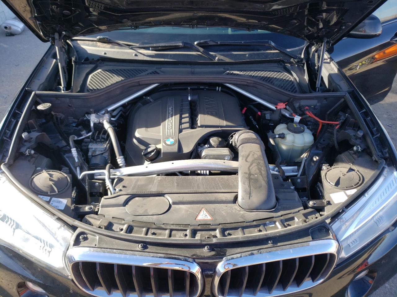 Photo 10 VIN: 5UXKR0C51G0P32393 - BMW X5 