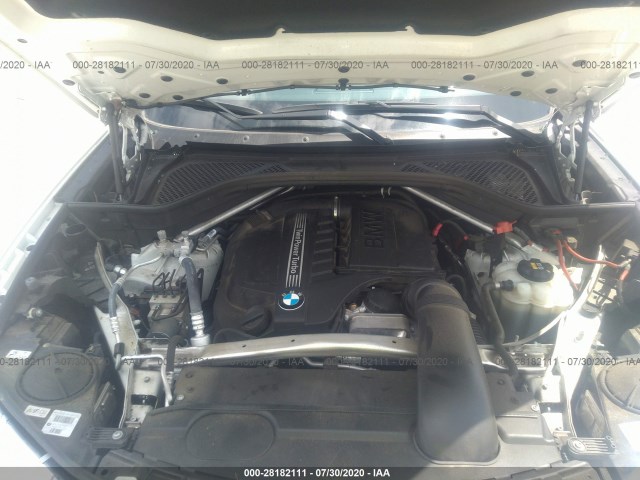 Photo 9 VIN: 5UXKR0C51JL073057 - BMW X5 