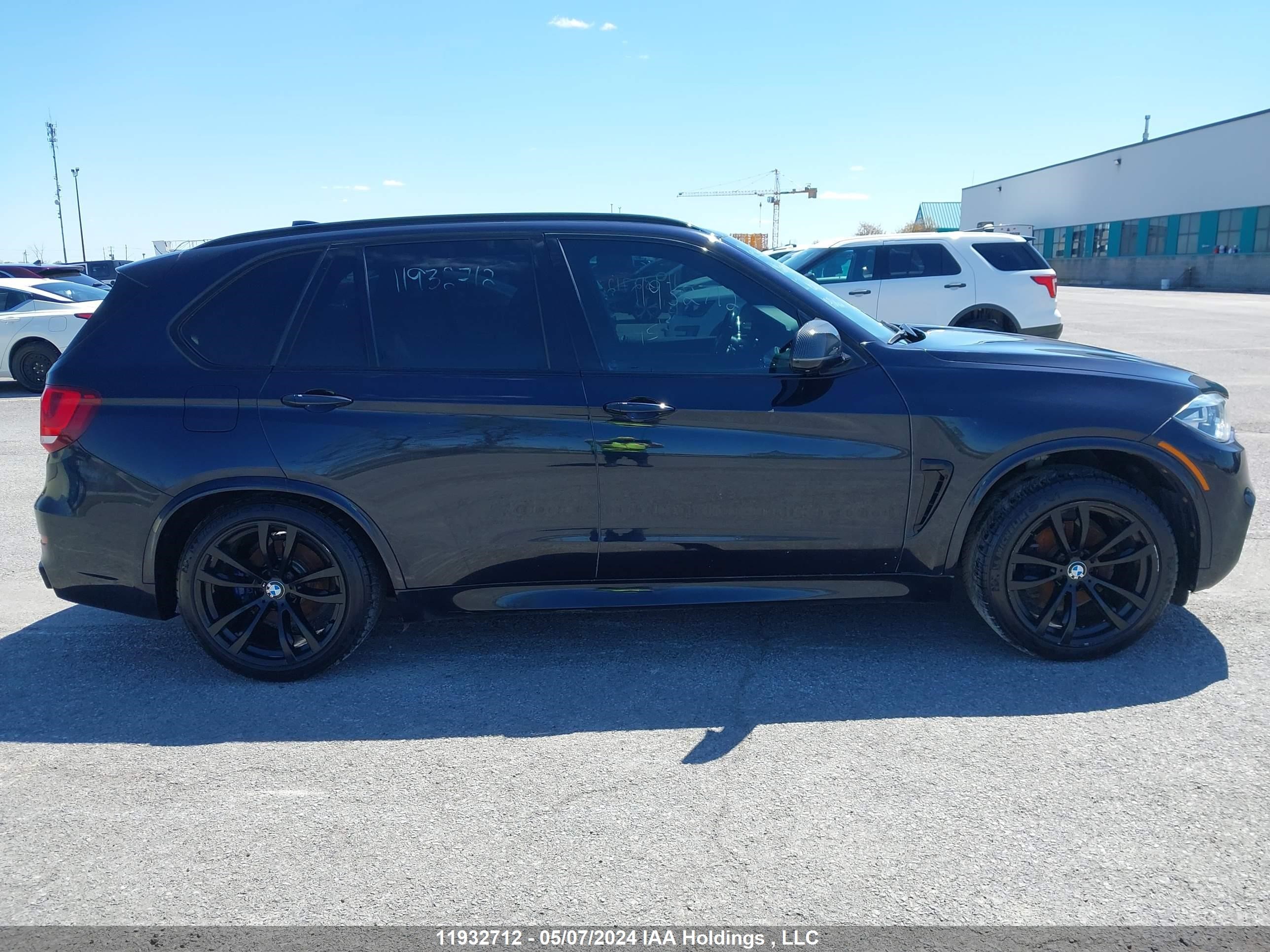 Photo 12 VIN: 5UXKR0C52F0K70103 - BMW X5 