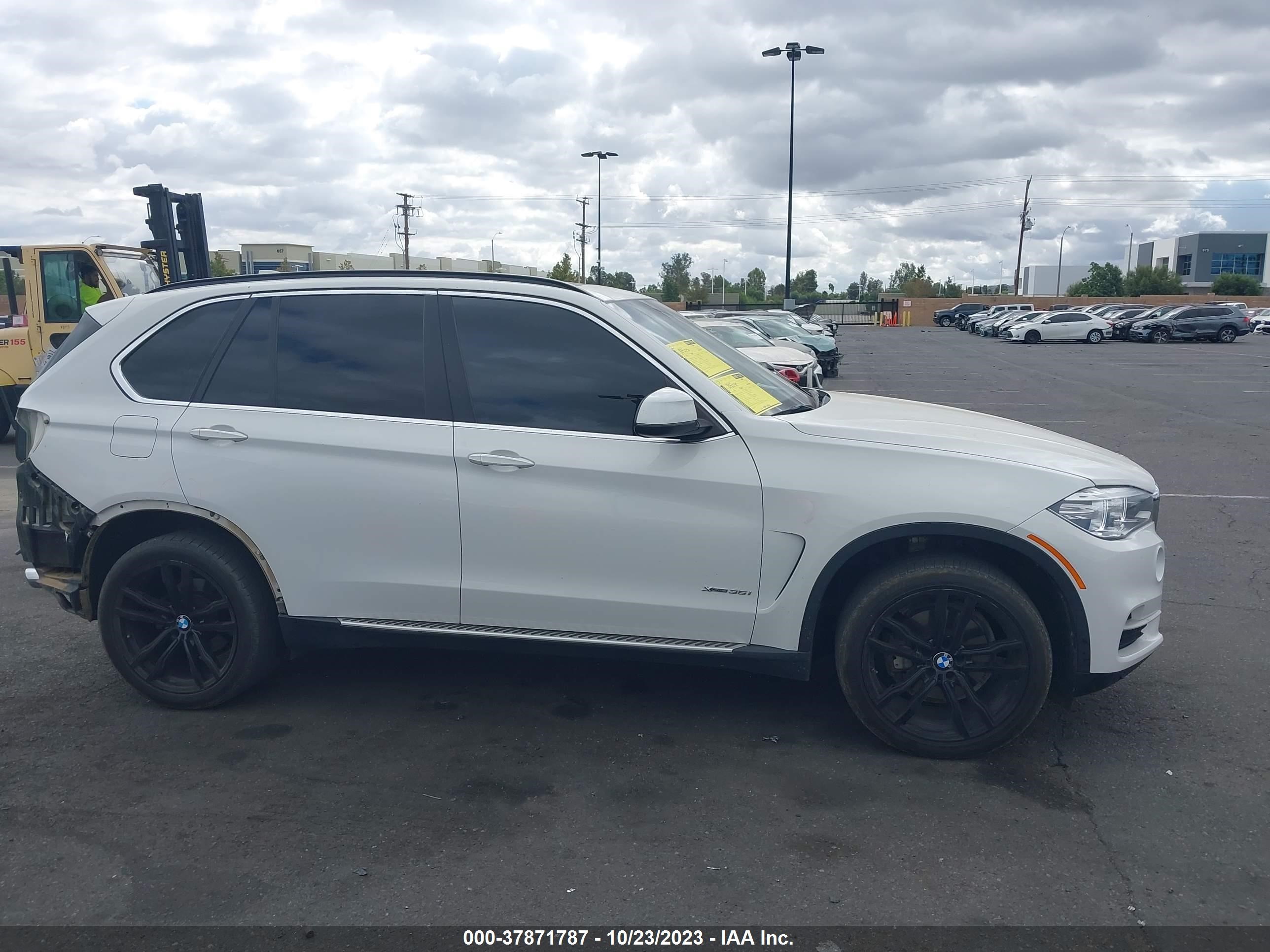 Photo 13 VIN: 5UXKR0C52G0S88893 - BMW X5 