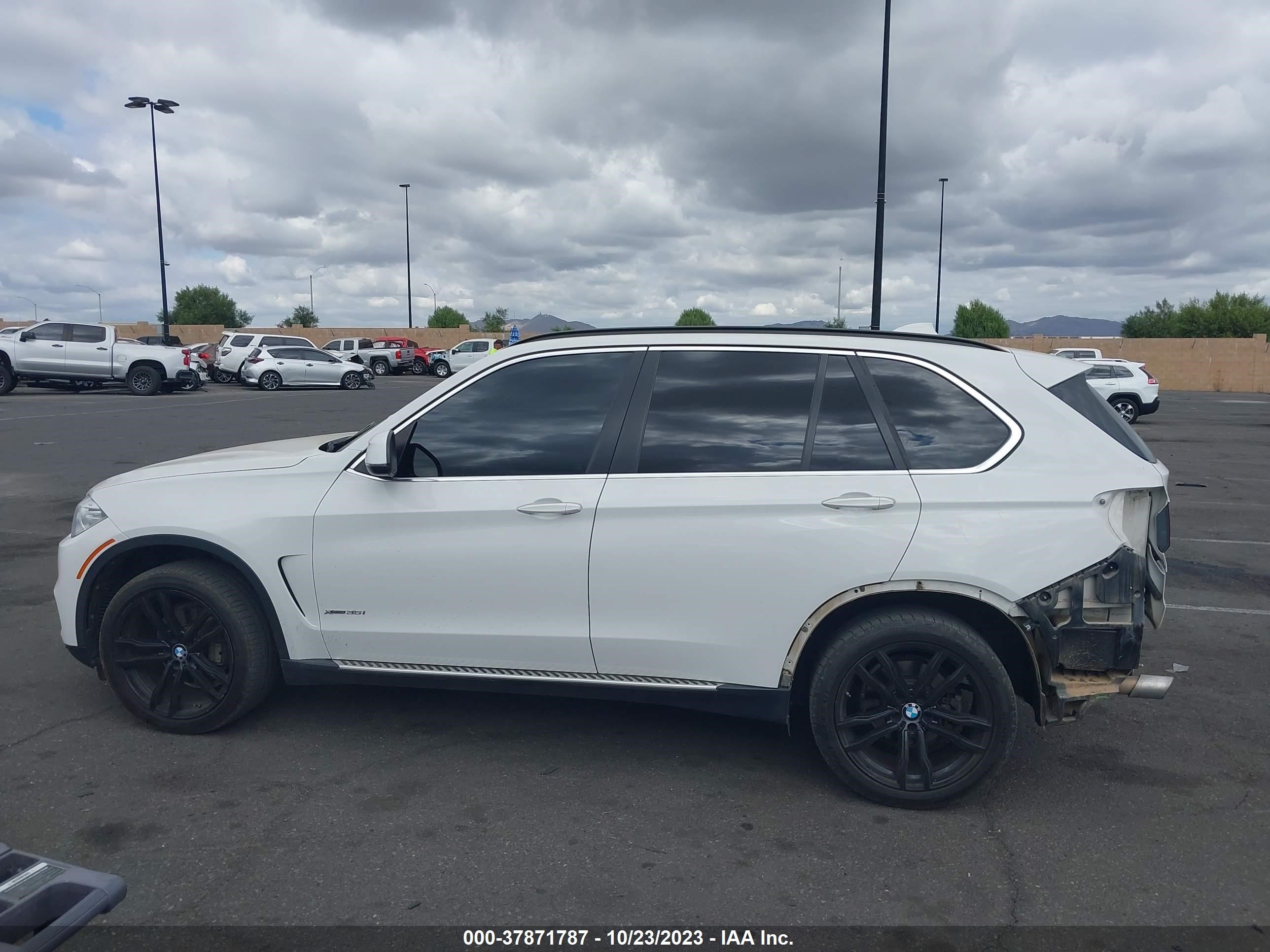 Photo 14 VIN: 5UXKR0C52G0S88893 - BMW X5 