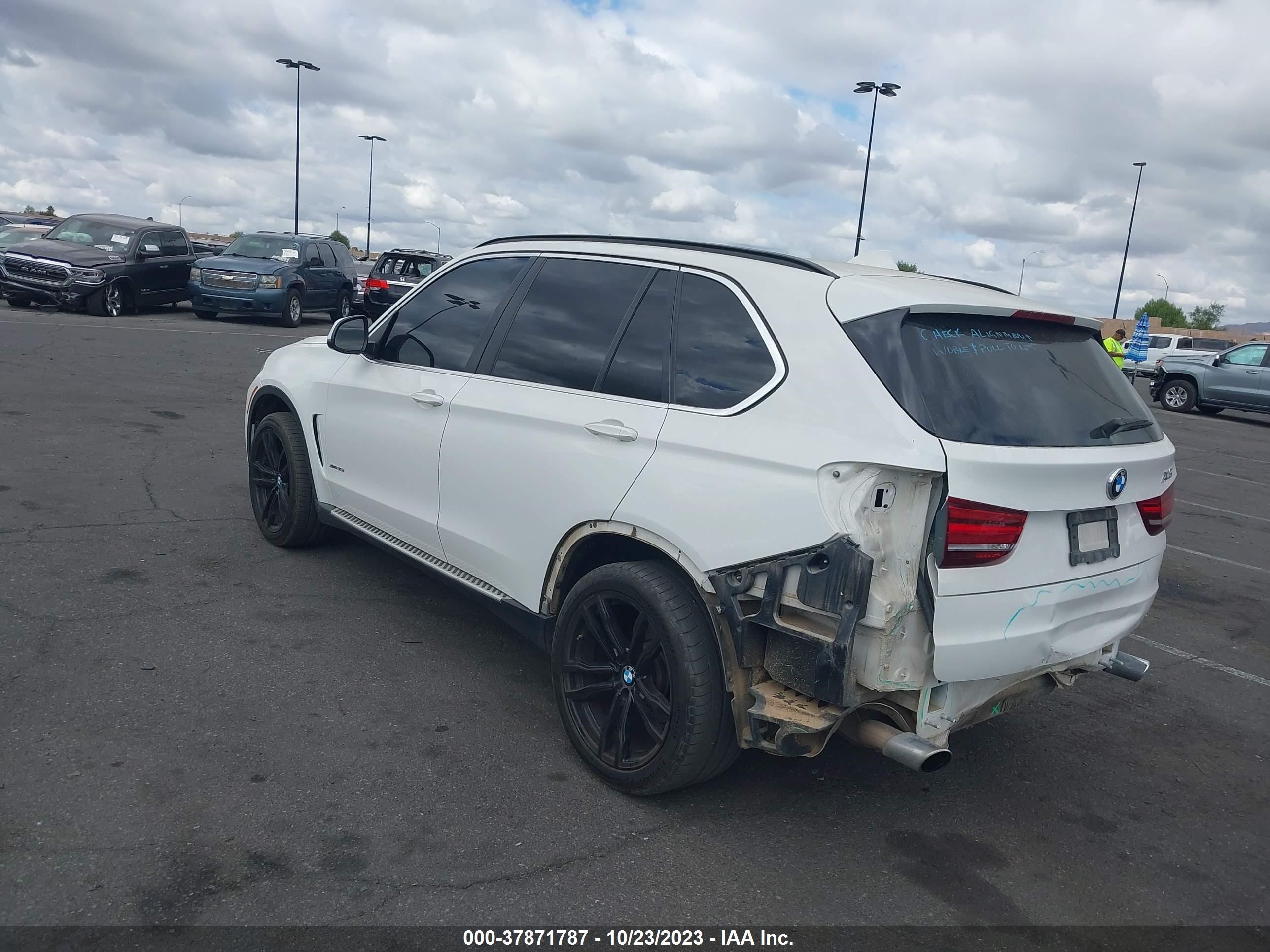 Photo 2 VIN: 5UXKR0C52G0S88893 - BMW X5 