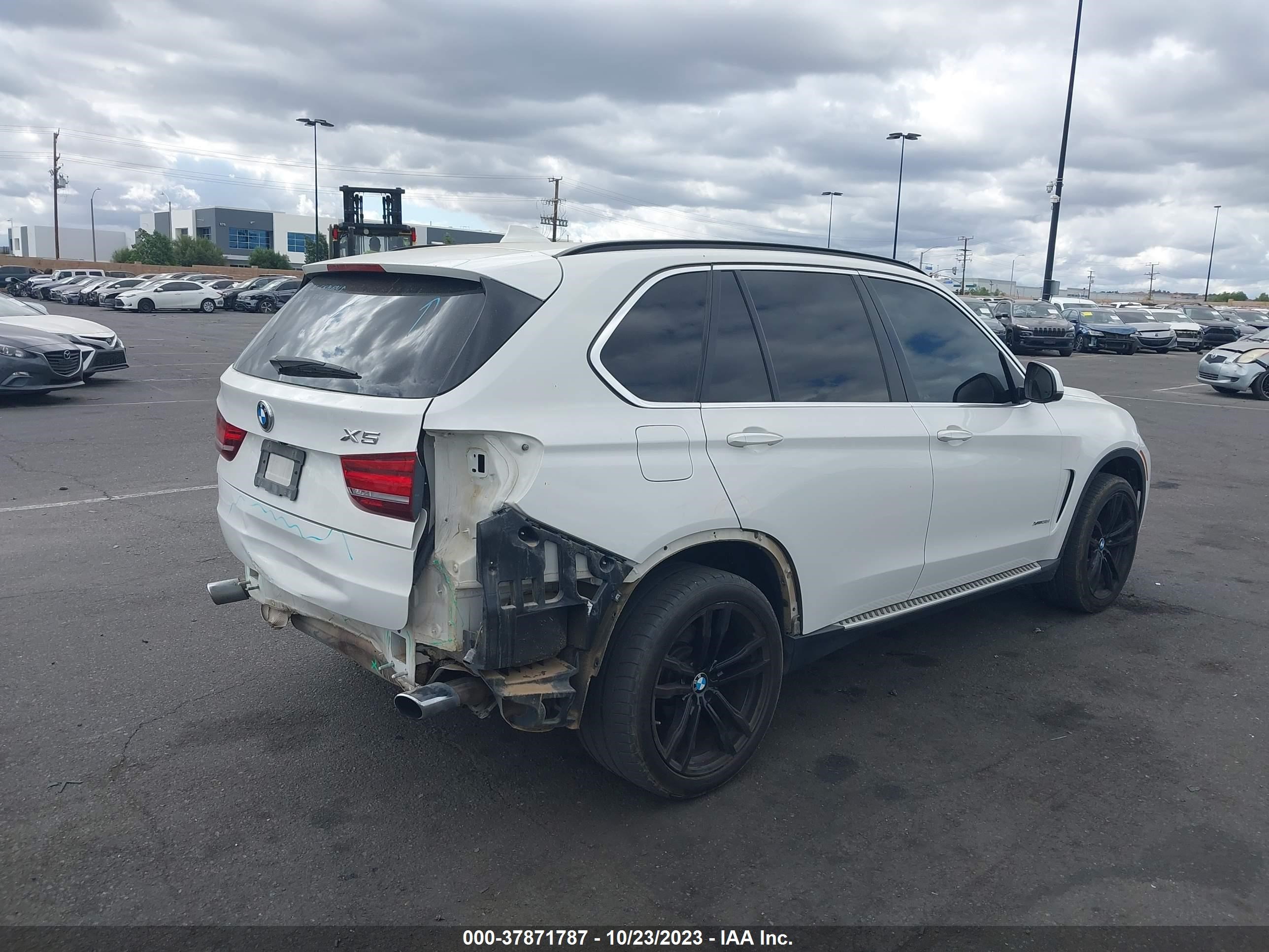 Photo 3 VIN: 5UXKR0C52G0S88893 - BMW X5 