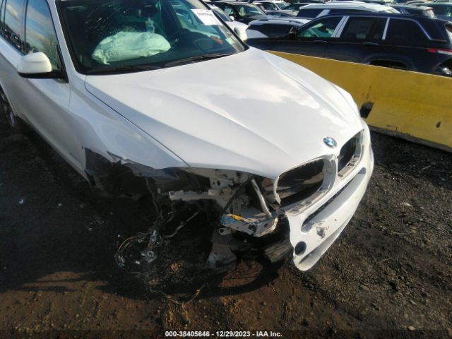 Photo 5 VIN: 5UXKR0C52J0X88415 - BMW X5 