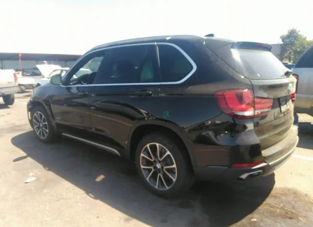 Photo 2 VIN: 5UXKR0C52J0X97227 - BMW X5 