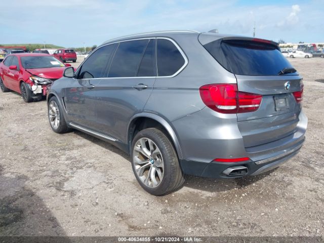 Photo 2 VIN: 5UXKR0C52JL071043 - BMW X5 