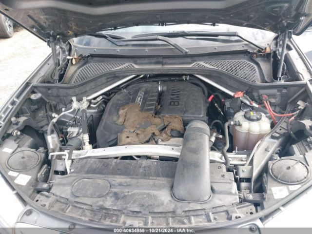 Photo 9 VIN: 5UXKR0C52JL071043 - BMW X5 