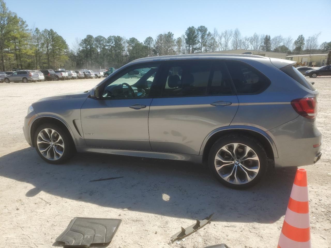 Photo 1 VIN: 5UXKR0C53E0K42860 - BMW X5 