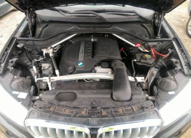 Photo 9 VIN: 5UXKR0C53F0P00754 - BMW X5 