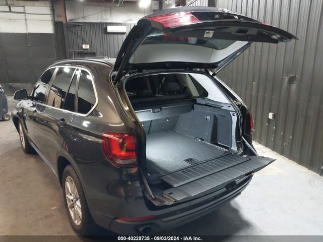 Photo 2 VIN: 5UXKR0C53F0P12838 - BMW X5 