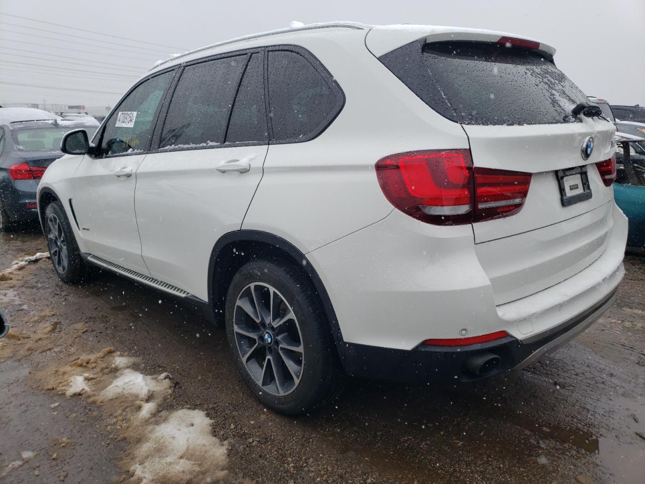 Photo 1 VIN: 5UXKR0C53F0P17523 - BMW X5 