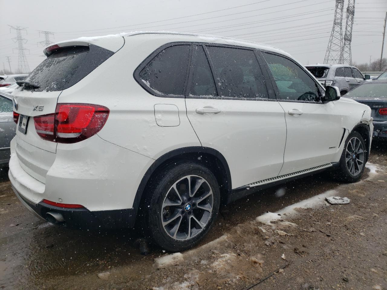 Photo 2 VIN: 5UXKR0C53F0P17523 - BMW X5 