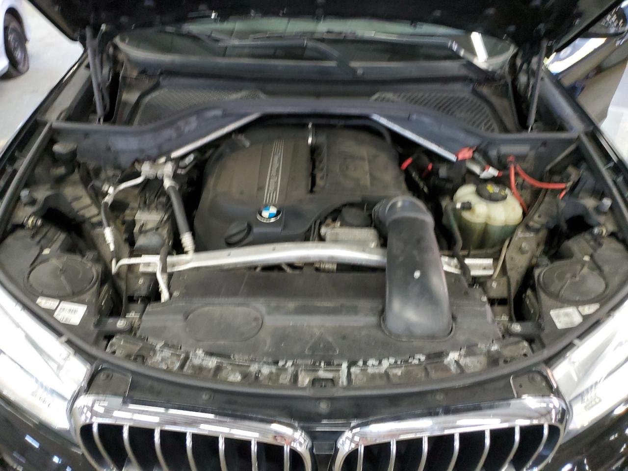 Photo 11 VIN: 5UXKR0C53G0U48246 - BMW X5 