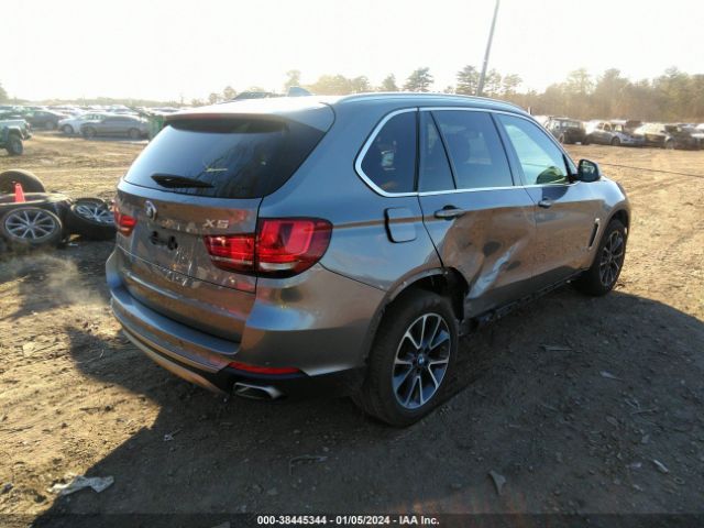 Photo 5 VIN: 5UXKR0C53J0X85135 - BMW X5 