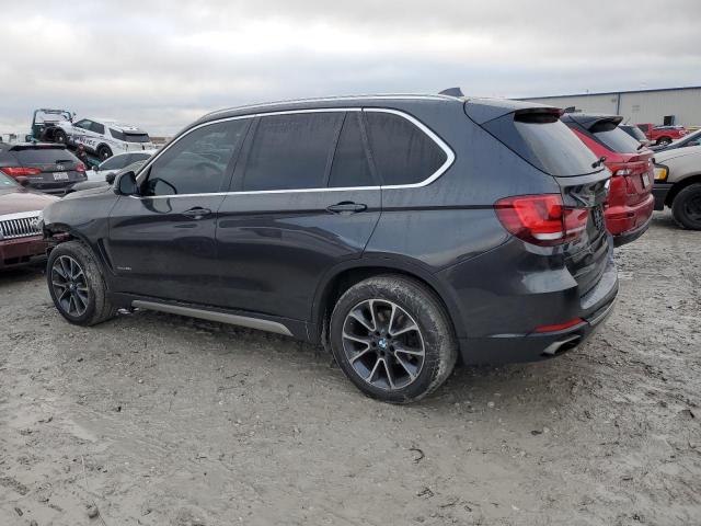 Photo 1 VIN: 5UXKR0C53J0X94756 - BMW X5 