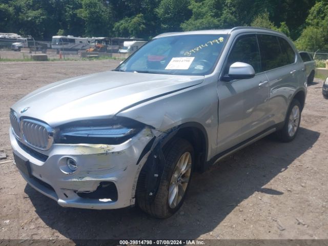 Photo 1 VIN: 5UXKR0C53JL073030 - BMW X5 